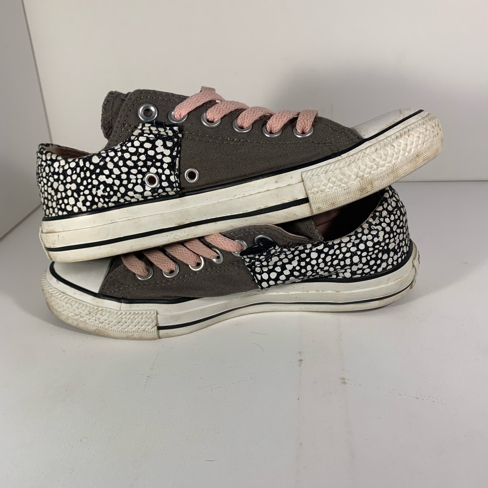 Women’s Converse - Picture 5 of 7